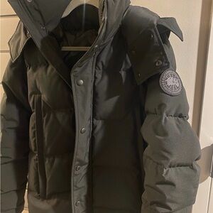 Canada Goose Wyndham Black Label Heritage Parka Size Medium